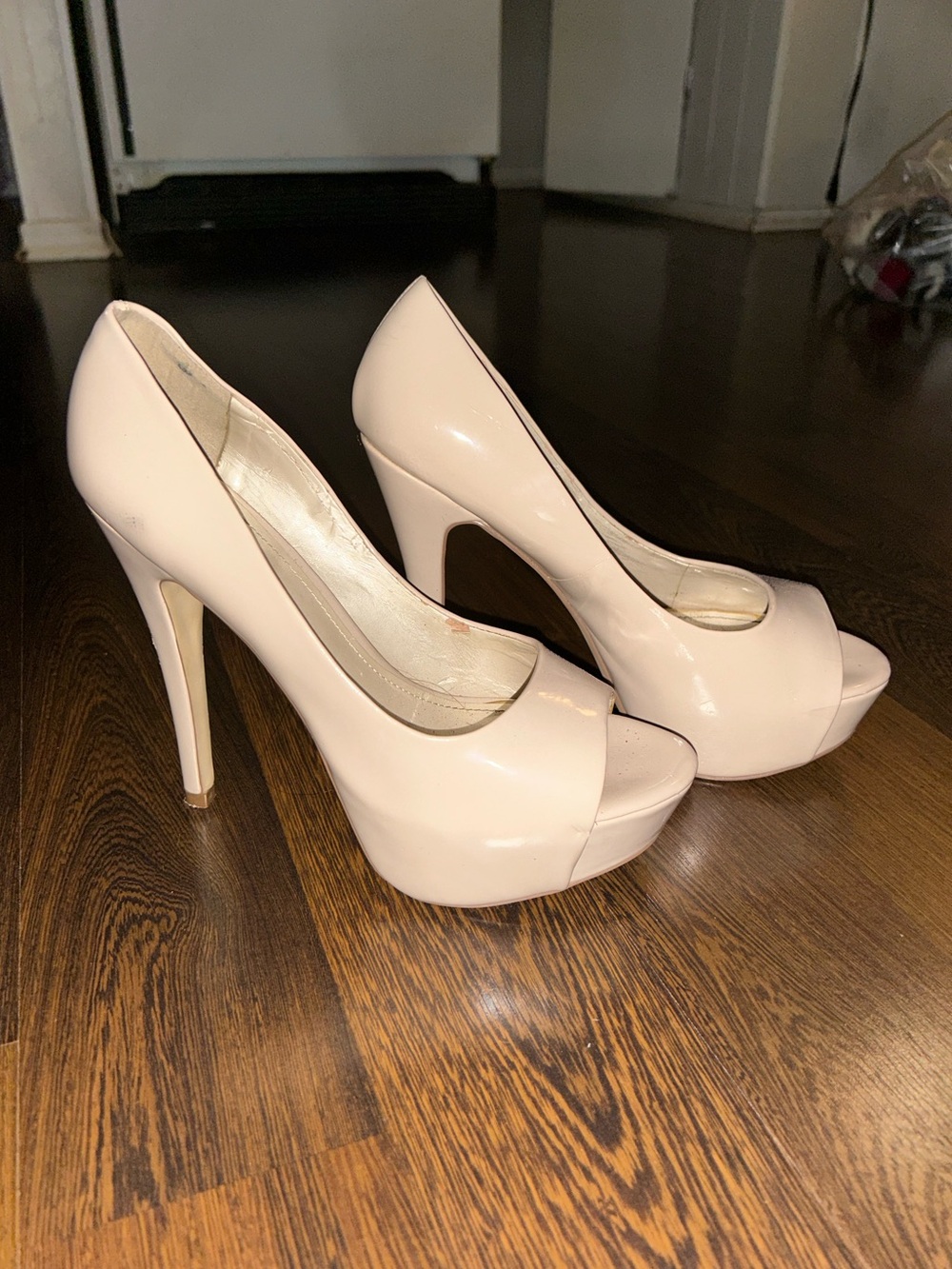 Classic High Heel Pumps in Nude